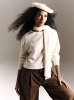 Sweater con Cuello Tipo Bufanda de Lana Merino