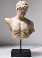 Busto Pedestal Normandia 29 cm