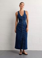 Vestido AE Corto Estilo Delantal con Botones en el Frente