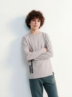 Polera Estampado Mandalorian Algodón Niño