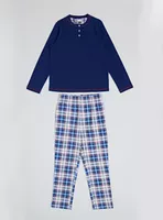 Pijama Match Familiar con Polera Jersey y Pant Fleece