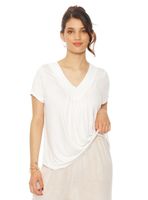 Polera Manga Corta Escote V y Aplicación