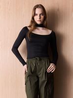 Polera con Lazo en Cuello