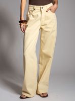 Jeans Recto Tiro Medio Amarillo