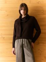 Sweater Calce Holgado con Bufanda Incorporada