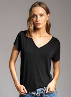 Polera Clara Manga Corta Negro