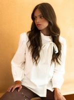 Blusa Lazo Cuello Alto White