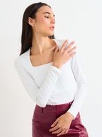 Polera de Suplex Manga Larga y Escote Cuadrado