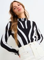 Sweater Fantasía Cuello Redondo Regular