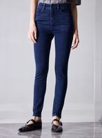 Jeans Skinny Básico Tiro Alto