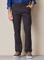 Pantalón Chino Básico Tailored Fit