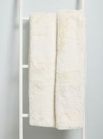 Chal Fur Belleza 130x160 cm.