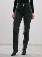 Jeans Kick Flare Cortes Rebeca Delantera