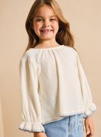 Polera Crepé con Panal Abeja y Costuras a Contraste