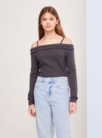 Polera Cuello Bardot con Tirantes