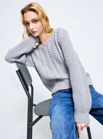 Sweater Trenzas Cuello Redondo