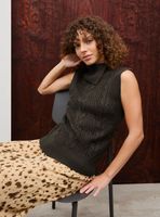 Sweater sin Mangas Trenzado Cuello Alto