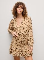 Vestido Corto Fruncido con Estampado Animal