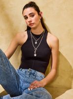 Polera Tipo Sudadera y Cortes en Costados