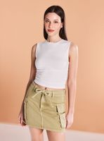 Polera Recogida a los Costados Cuello Redondo Lisa