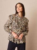 Blusa Camisera con Vuelo Estampada