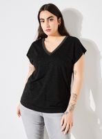 Polera Escote V con Aplicación Curvy