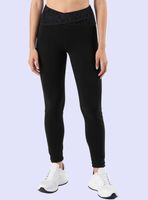 Calza con Pretina V Elasticada en Color Leggins