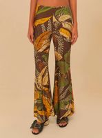 Pantalón Flare Diseño