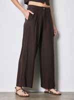 Pantalón Wide Leg con Bolsillos Laterales y Tapetas Traseras