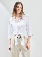 Blusa con Bordado y Nudo Ingerior