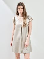 Vestido con Lino y Vuelo en Mangas