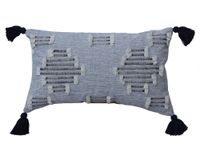 Cojín bordado 30x50 cm Borlas D1