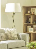 Lámpara de Pie con Trípode Bronce 170 x 60 cm Diseño 3