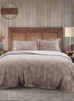 Cobertor Embossed Plum 1.5 Plazas