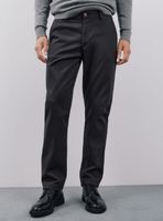 Pantalón Estilo Chino Regular Fit