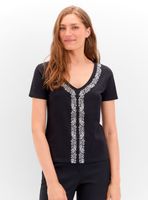 Polera Escote con Detalle Bordado