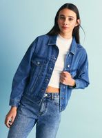 Chaqueta Denim Oversized con Roturas