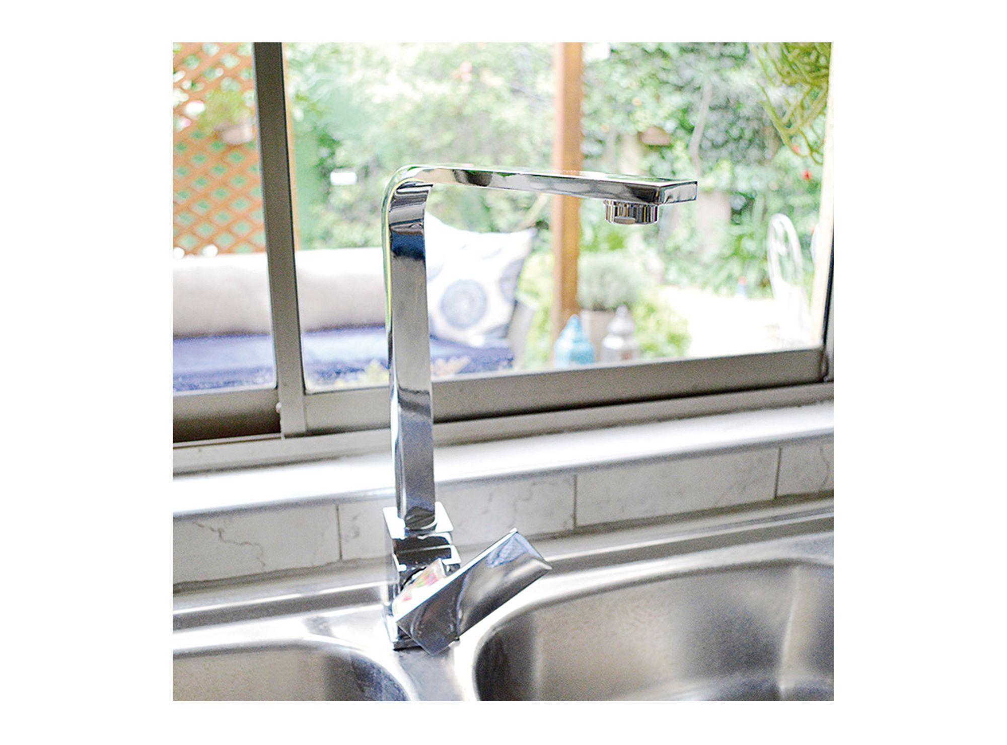 Monomando lavaplatos vertical Taff Stretto-3