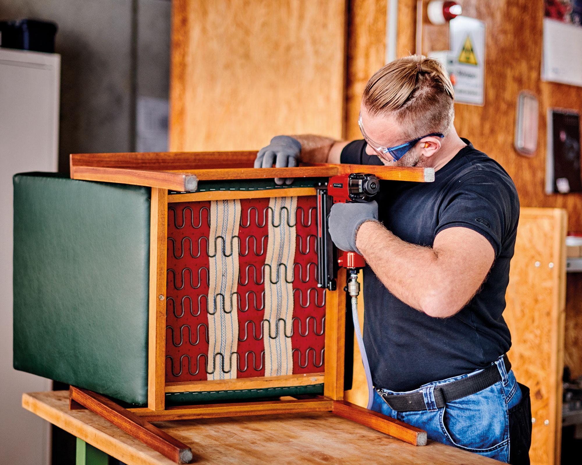 Engrapadora neumática 13-40 mm TC-PN 50 Einhell-2