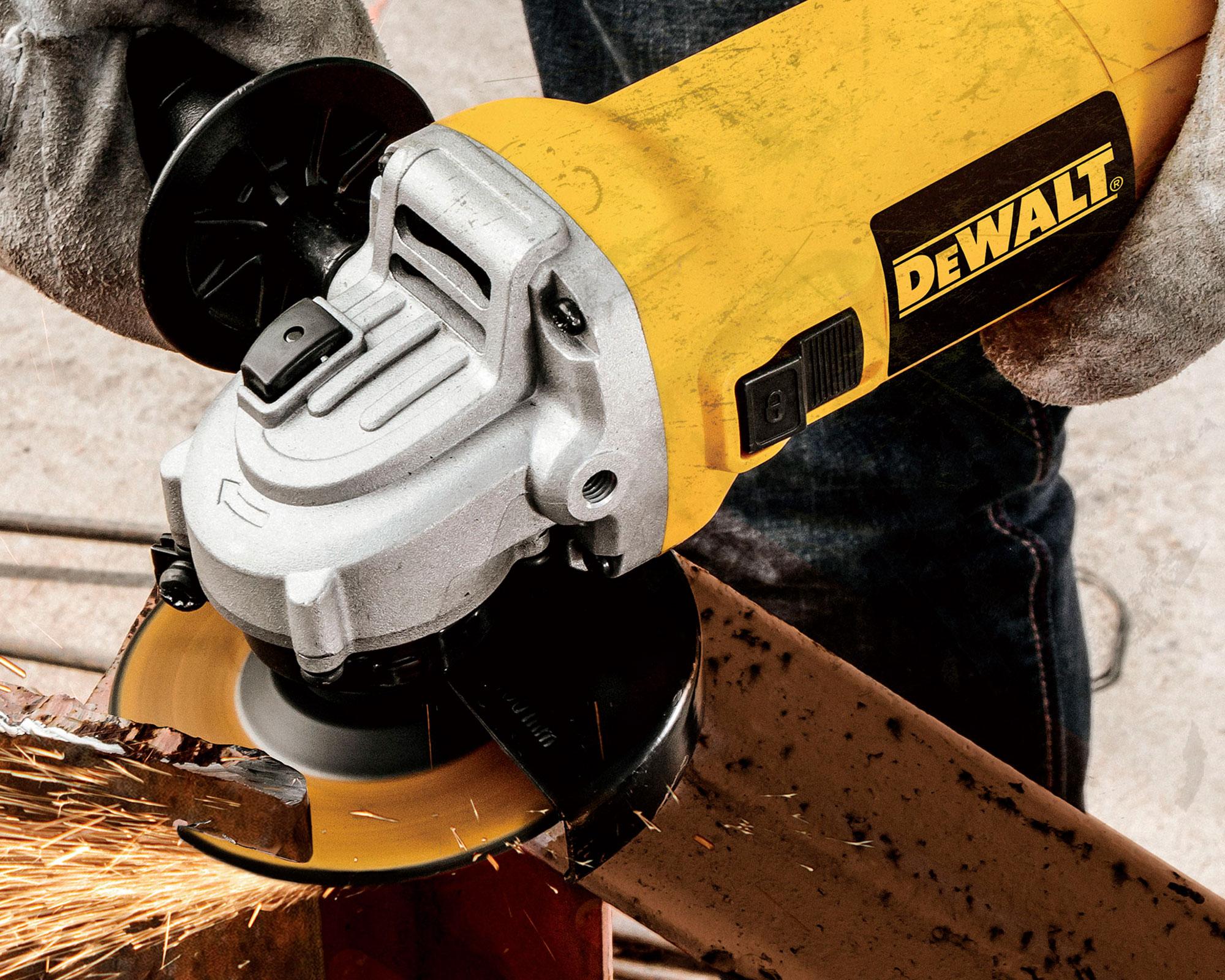 Esmeril angular 4 1/2'' 700W DWE4010 Dewalt-3