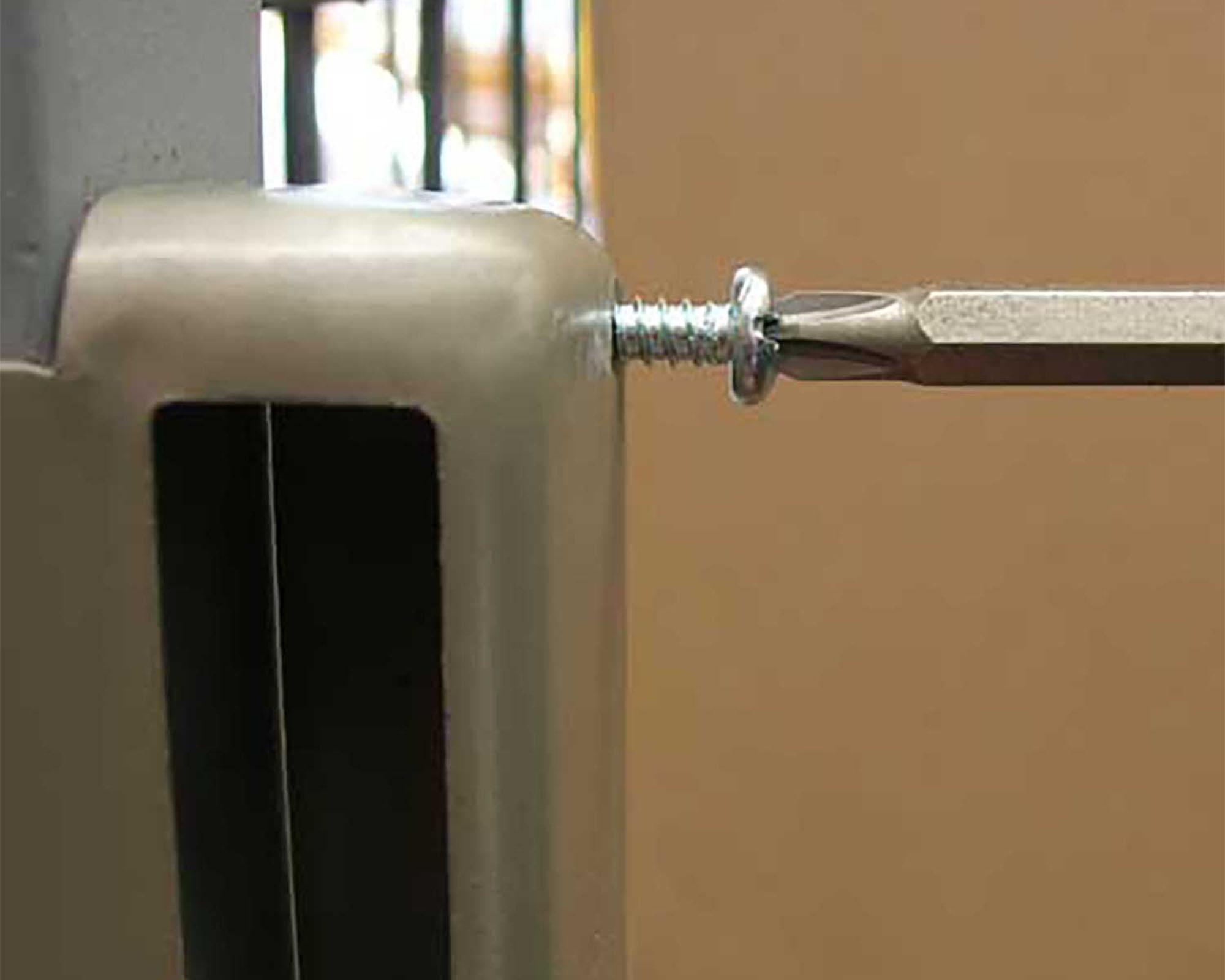 Tornillo roscalata 8x1 1/2'' 16 piezas Mamut-2