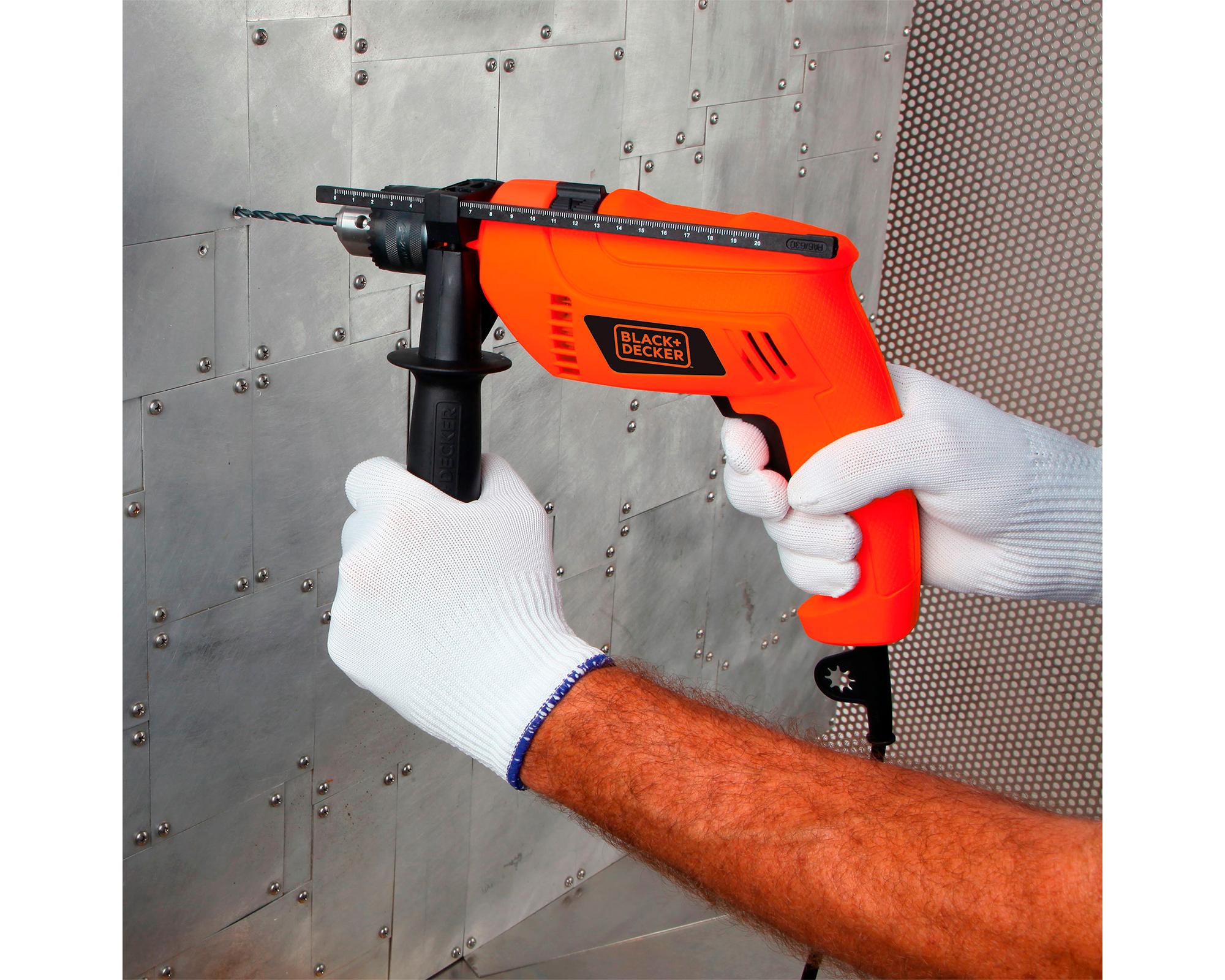 Taladro percutor 550W HD555-B2C naranjo-3