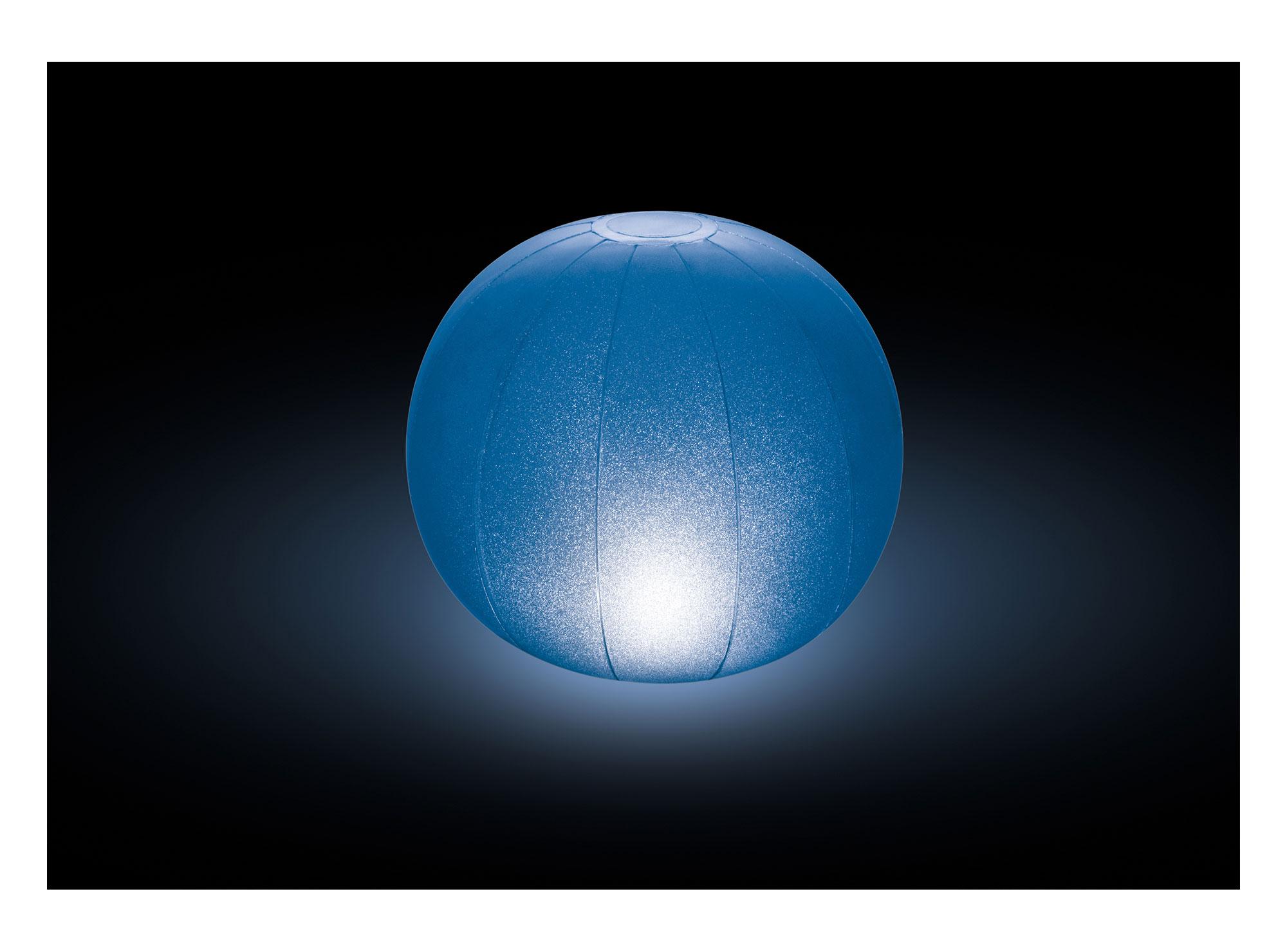 Pelota flotante con luz LED Intex-2