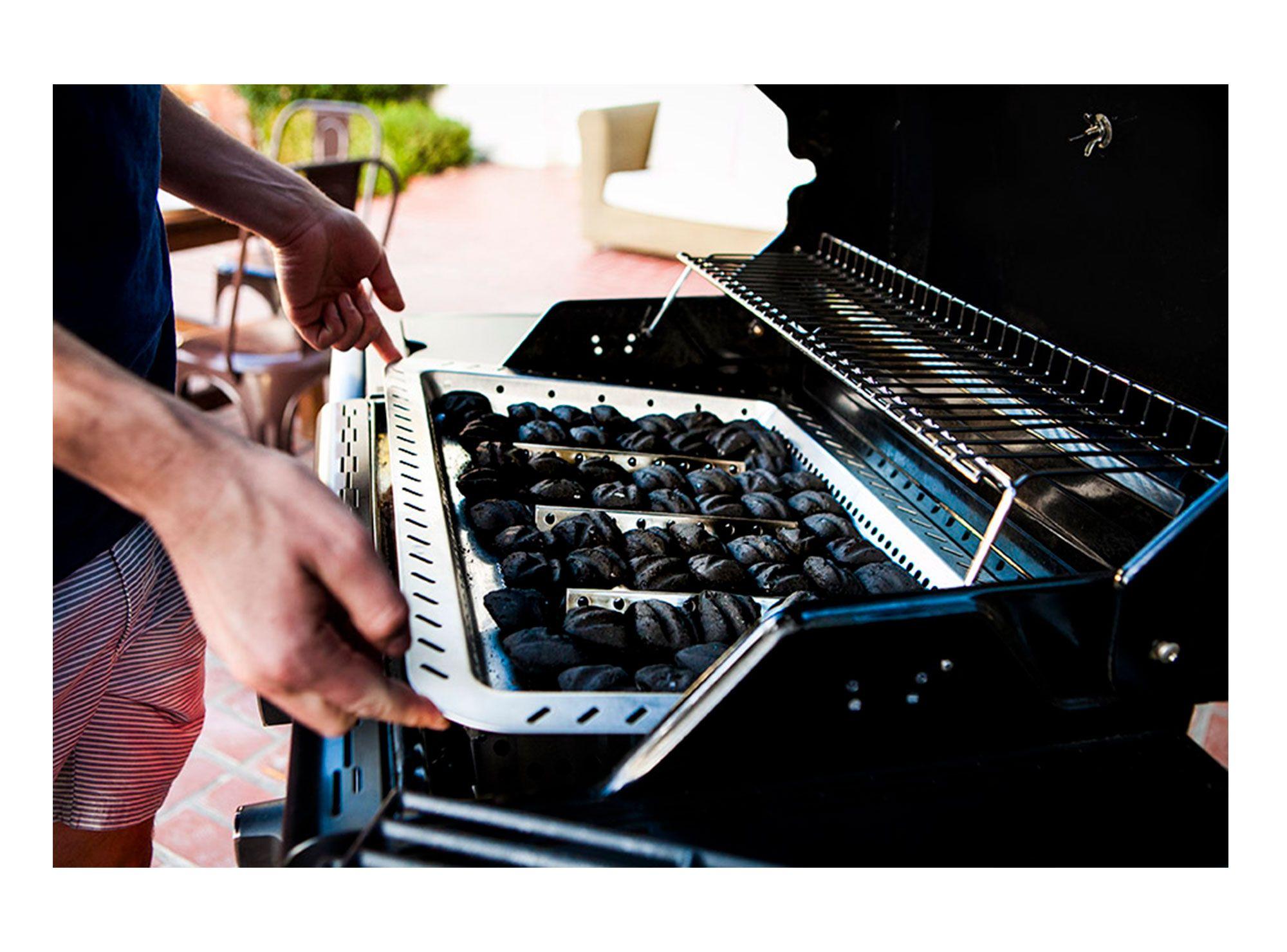 Parrilla hibrida 3 quemadores + lateral Gas2Coal Char-Broil.-6