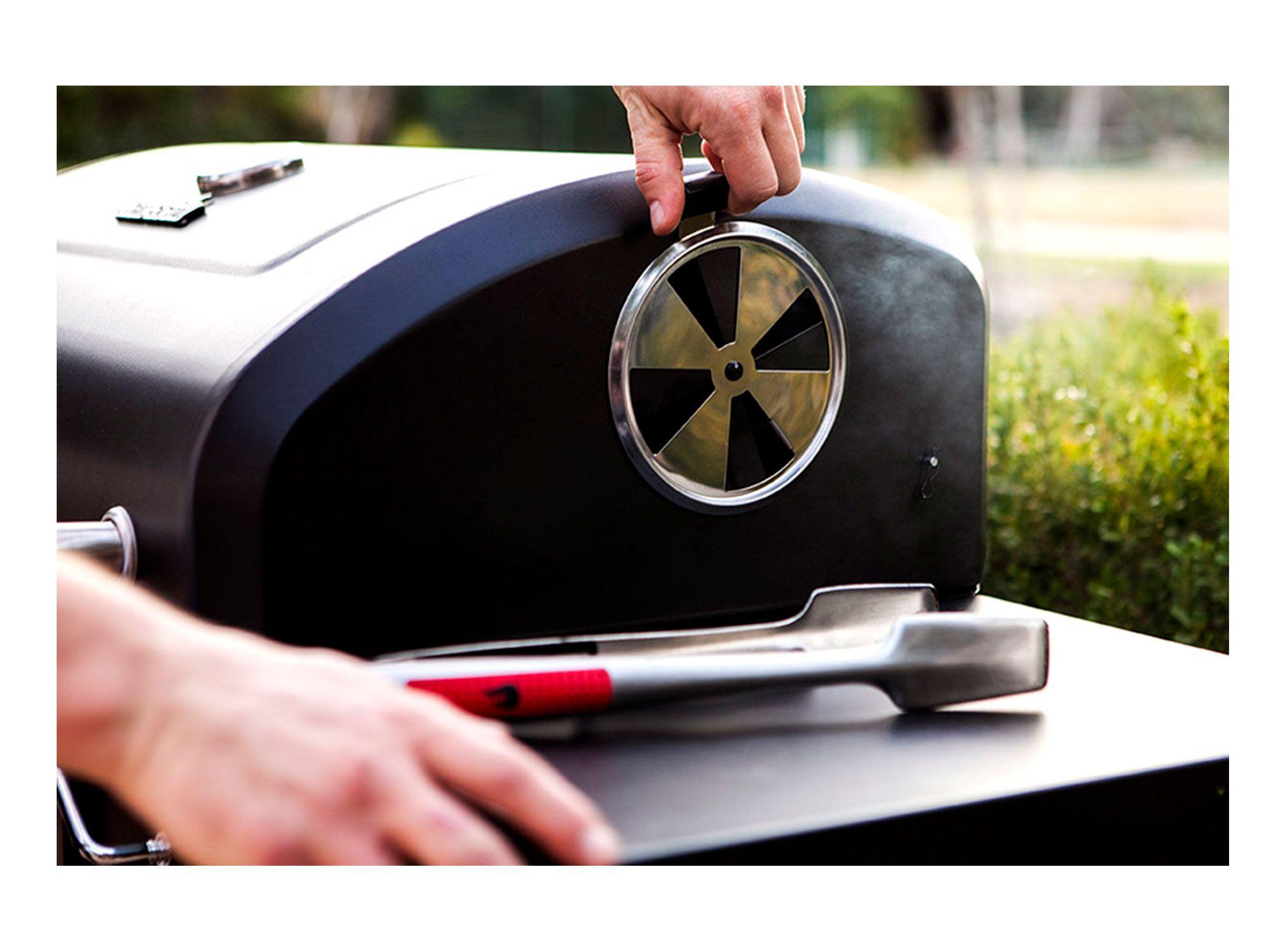 Parrilla a carbón Iron grill 580 Char-Broil.-7