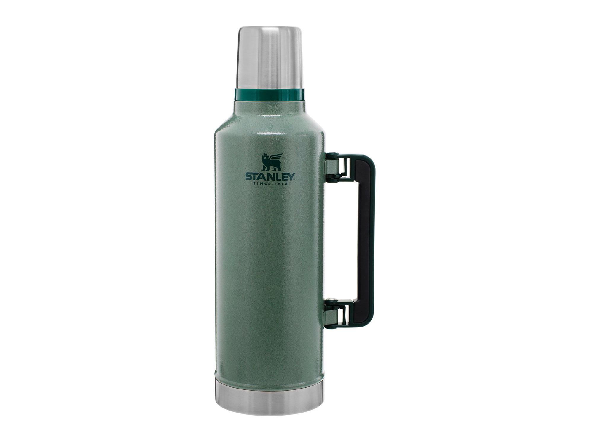 Termo 2,3 litros Classic verde Stanley.-0