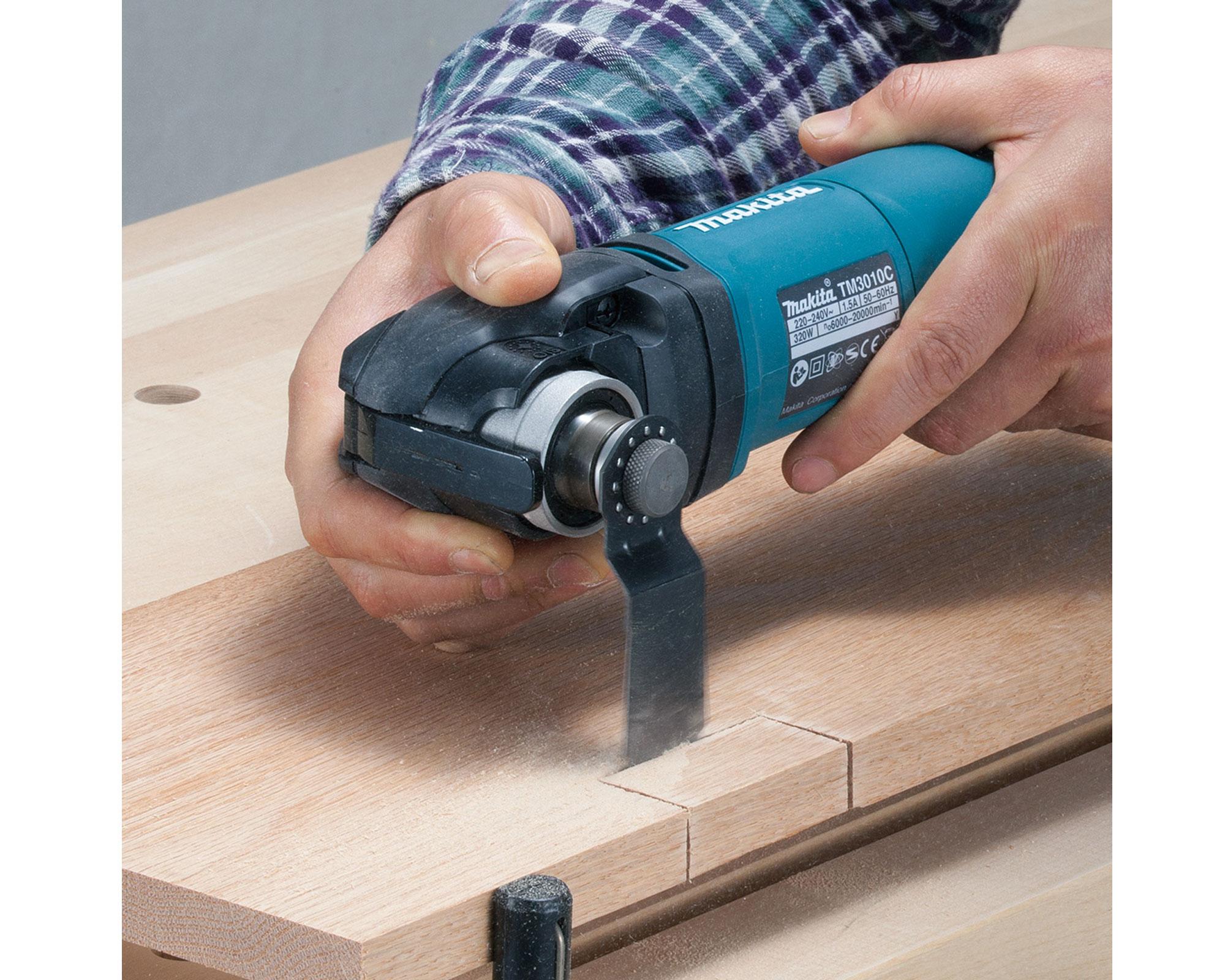Multiherramienta 320W TM3010CK Makita-1