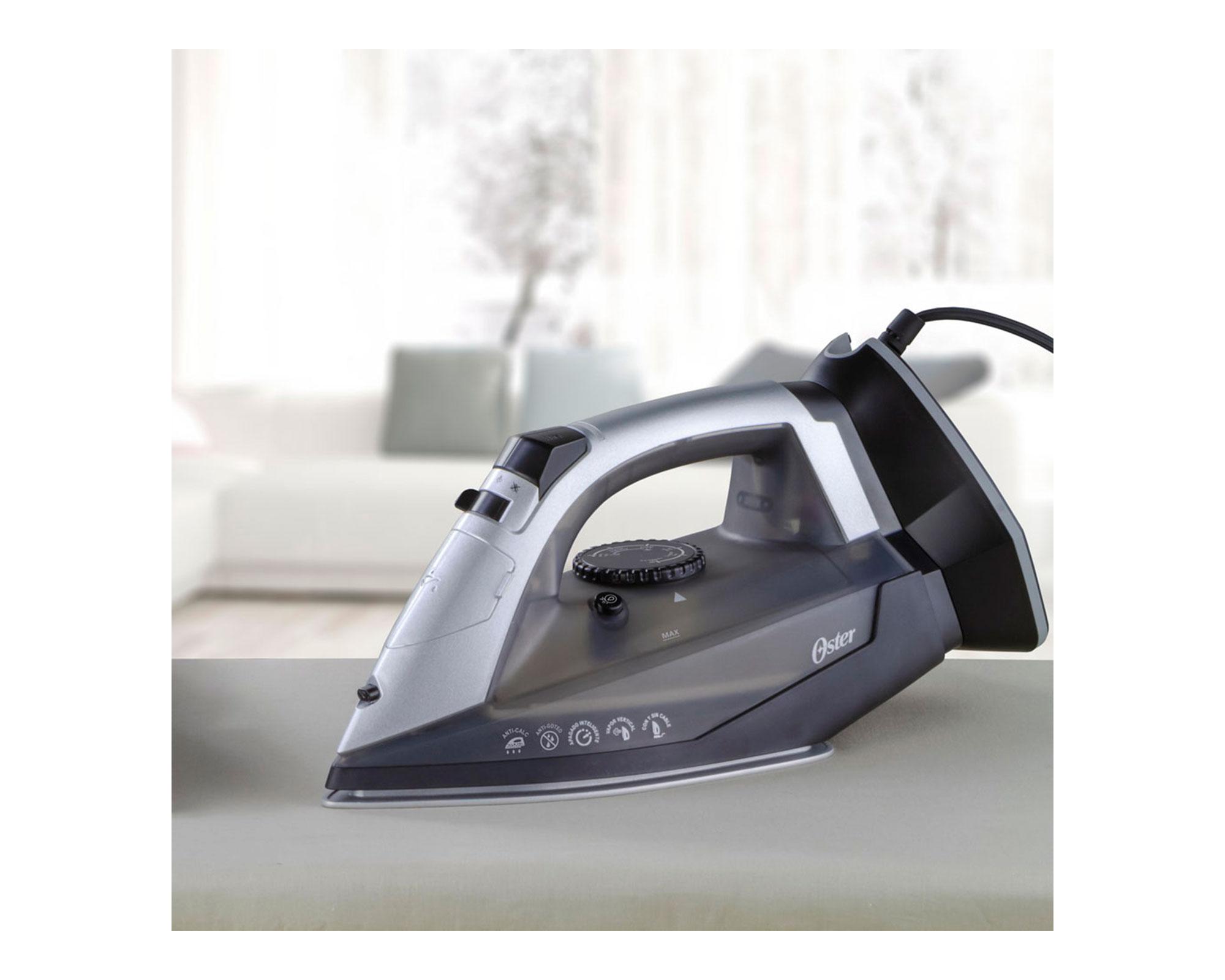 Plancha a vapor 2200W GCSTCC300-052 gris Oster-2