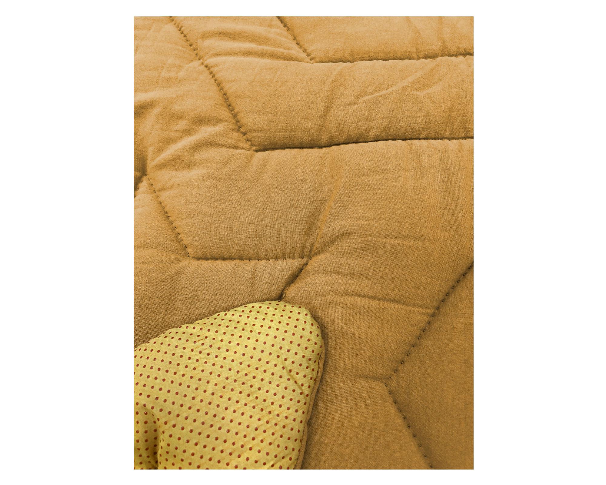 Mat acolchado estrella Cotidiana-1