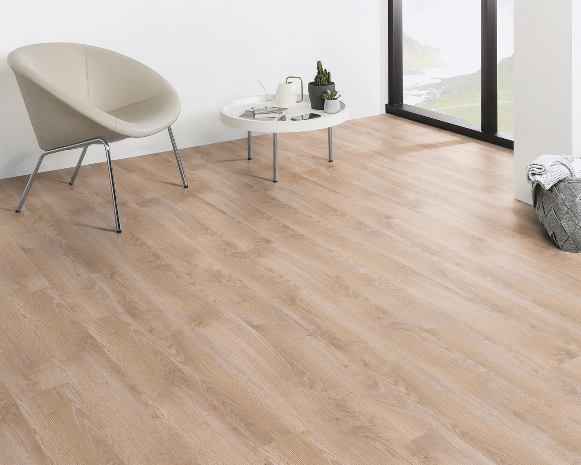 Piso flotante Classic Touch oak ameno 8 mm 2.20 m2-2